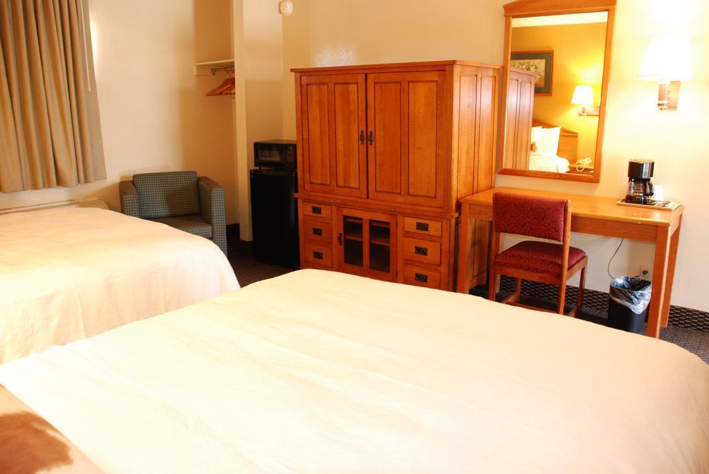 Apple Tree Inn Lindale Zewnętrze zdjęcie